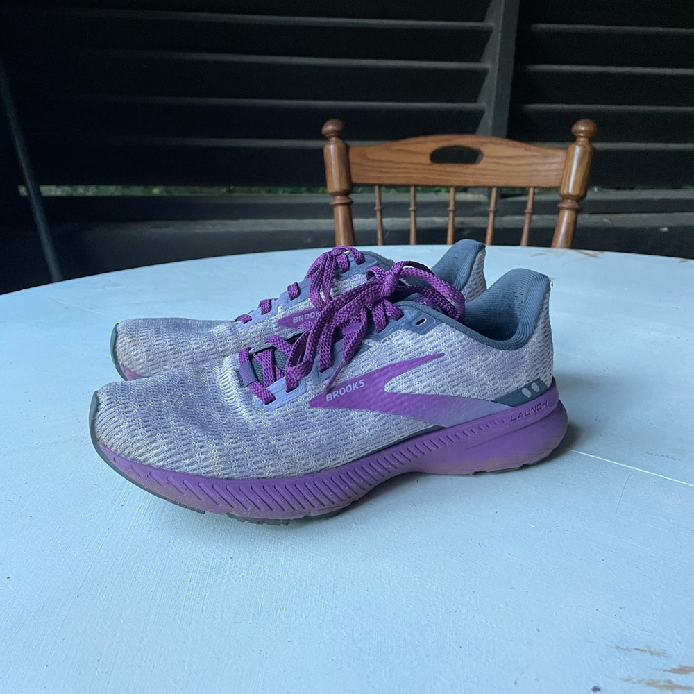 Brooks Launch Shoes Size 7.5